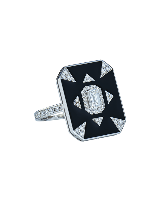 Molu Pırlantalı Zümrüt Kesim Tektaşlı Siyah Mineli Yüzük	